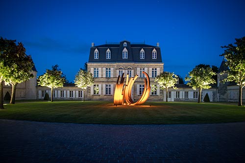 Das Weingut Château Malescasse in der Nacht